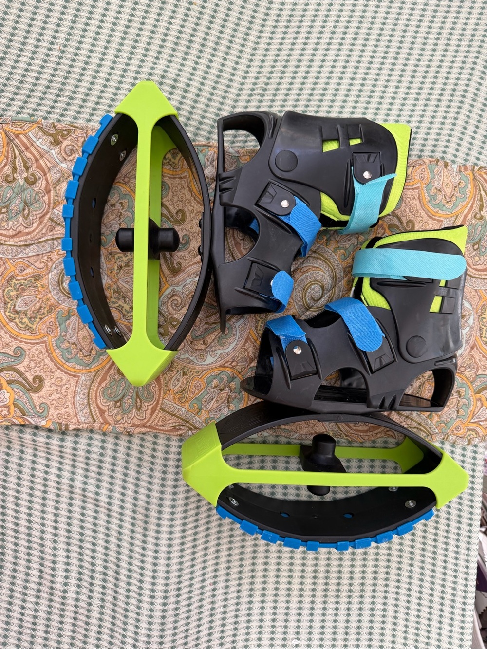 Madd Gear Boosters Bouncing Boots, Blue Rubber Soles Size 3-6 Youth - Picture 4 of 16